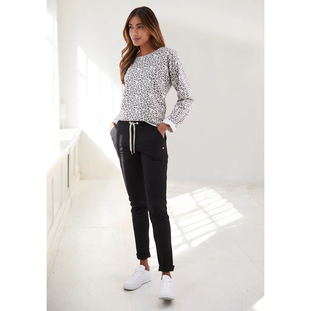 LASCANA Sweatshirt Langarmshirt in locker sitzendem Schnitt Loungewear Super Sparpreis