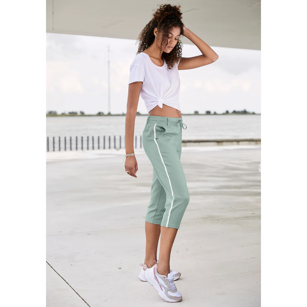 LASCANA Caprihose mit seitlichen Streifen Loungewear Wochenangebot